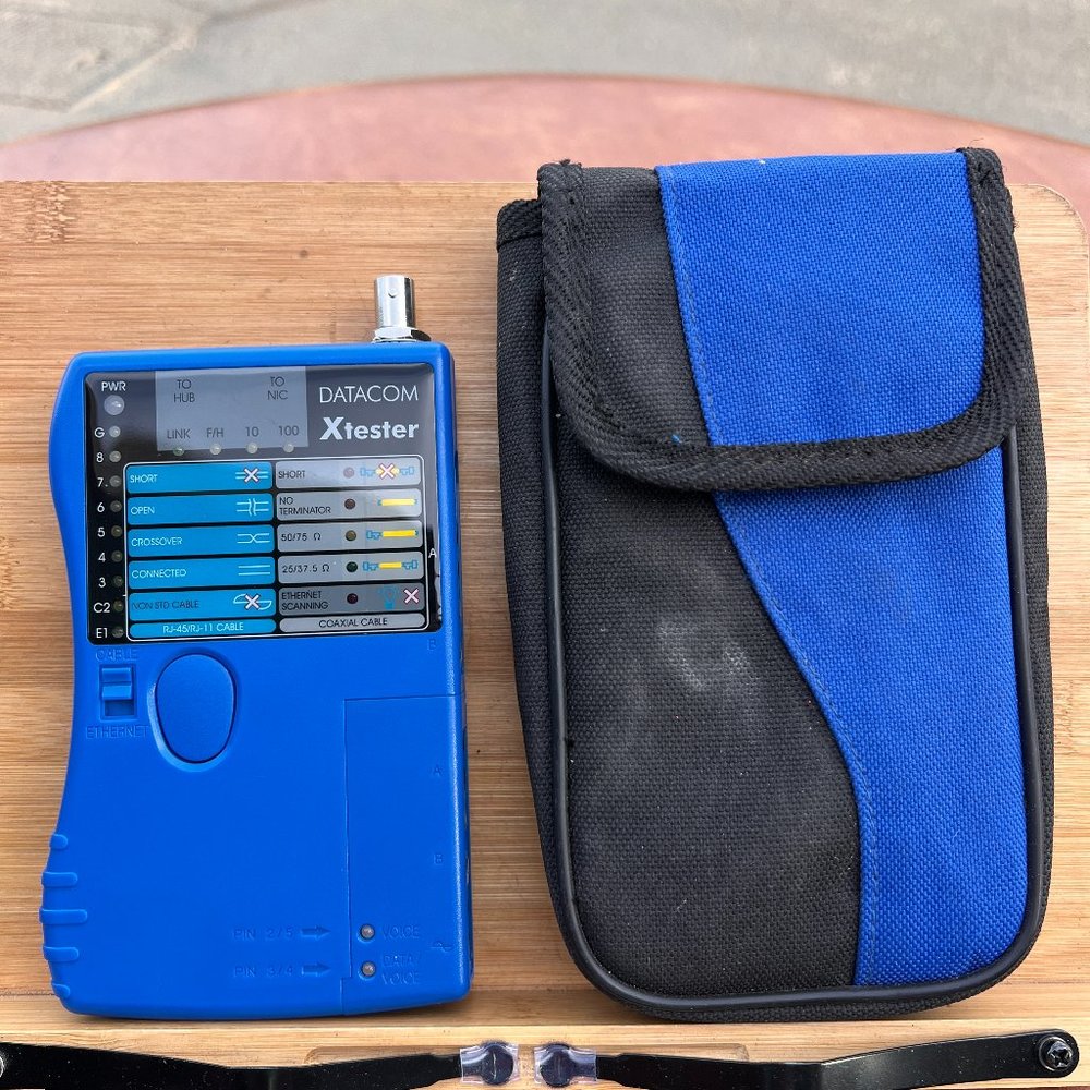 GENUINE Datacom Xtester DataCom/Coax Cable Tester with Case